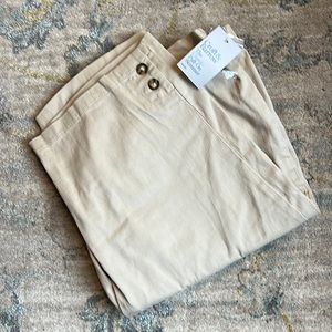 Khaki shorts